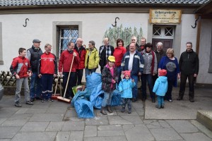 Strahlende Gesichter nach getaner Arbeit