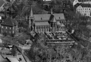 Aufnahme der Kirche St. Martinus aus den 1940er Jahren - zur Verfügung gestellt von Maria Schäfer